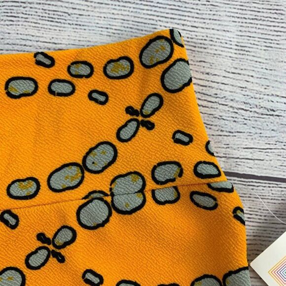 LuLaRoe Pencil Skirt sz XS Mustard Stretch Cassie Style New NWT Gray Pattern - Picture 2 of 4